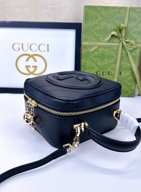 激安グッチバッグコピー角部分ディテール